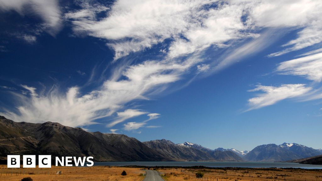 New Zealand eases visa rules to lure ‘digital nomads’