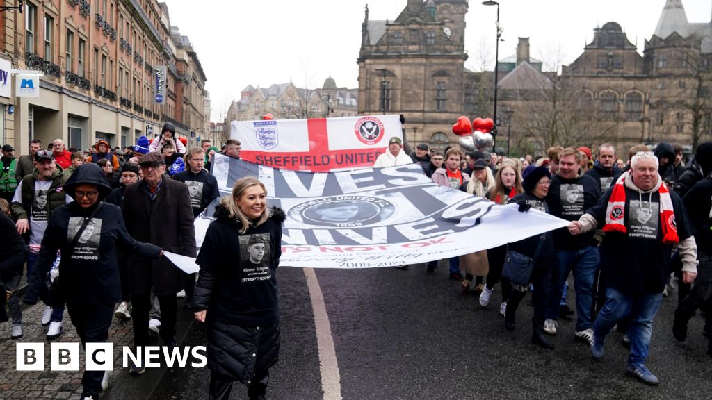 Hundreds march for stabbed schoolboy Harvey Willgoose