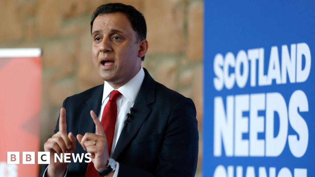 Sarwar puts NHS at heart of Scottish Labour's election pitch