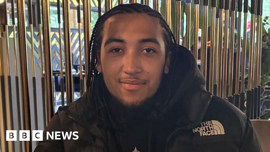 North London Shooting Kills Teenager Suspect, 17, Charged