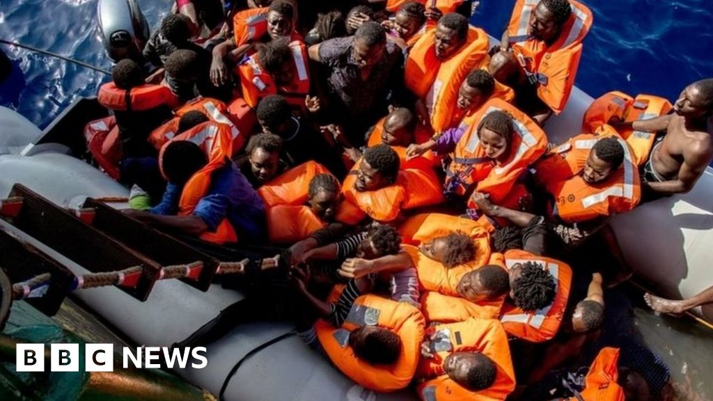 Migrant Deaths In Mediterranean Hit Record In 2016 - UN - BBC News