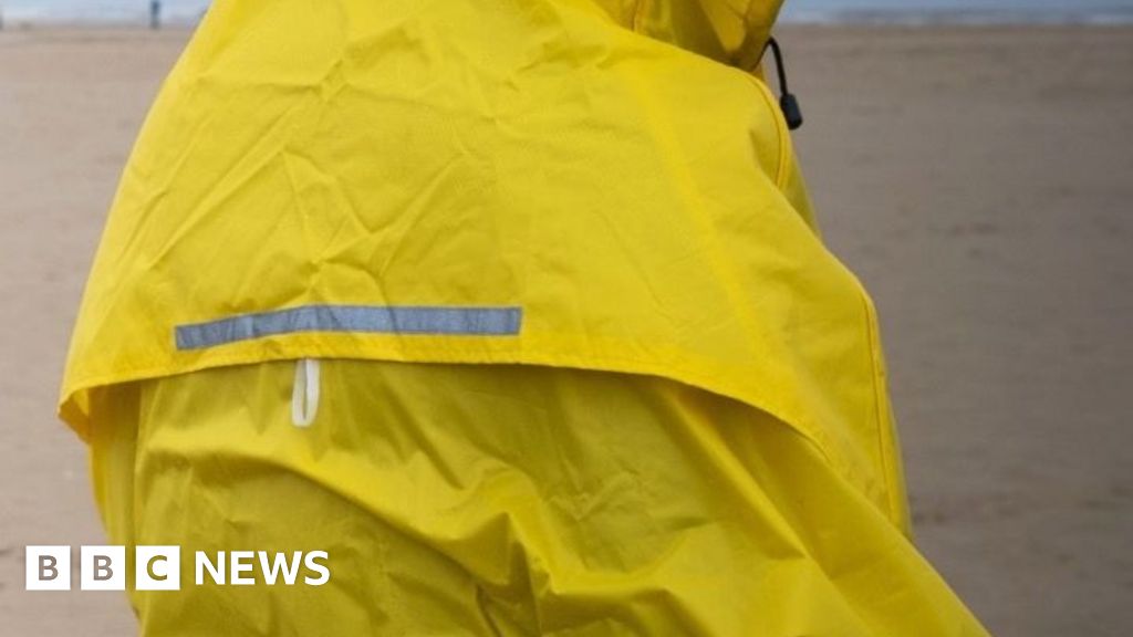 So what exactly is a cagoule?