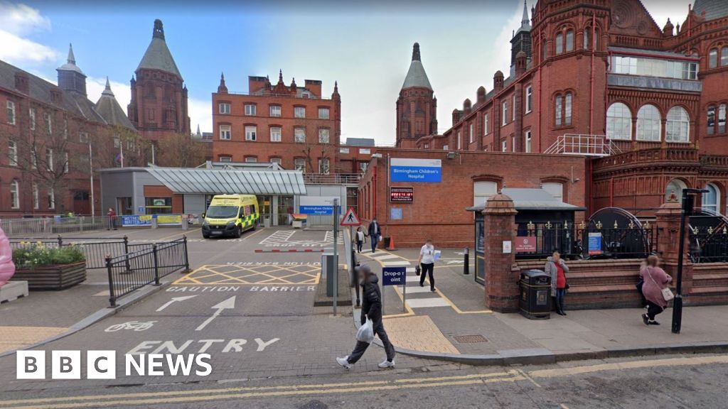 Birmingham boy's 'avoidable' breech birth contributed to death