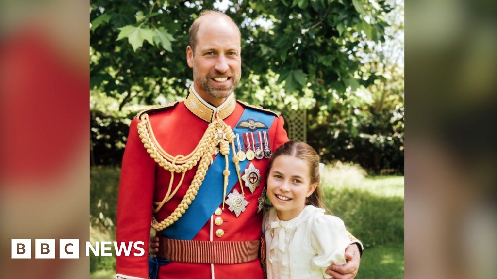 William marks 44th birthday as royals celebrate Father's Day