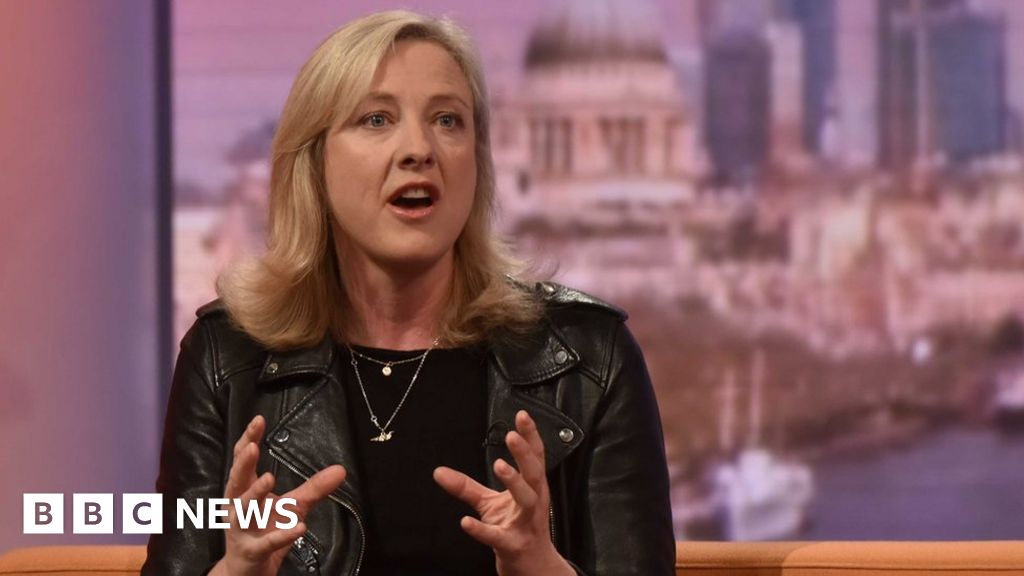 Carole Cadwalladr ordered to pay £1.2m costs in Arron Banks libel trial