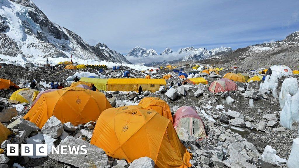 Israeli doctor, 71, killed by a plunging boulder on Nepal trek