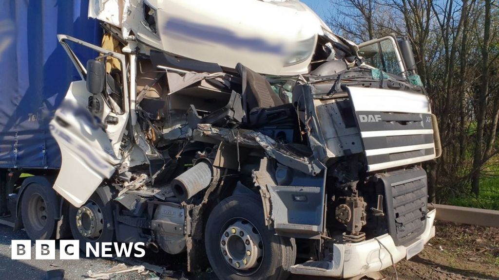 Lucky A14 Lorry Crash Driver Escapes With Minor Injuries