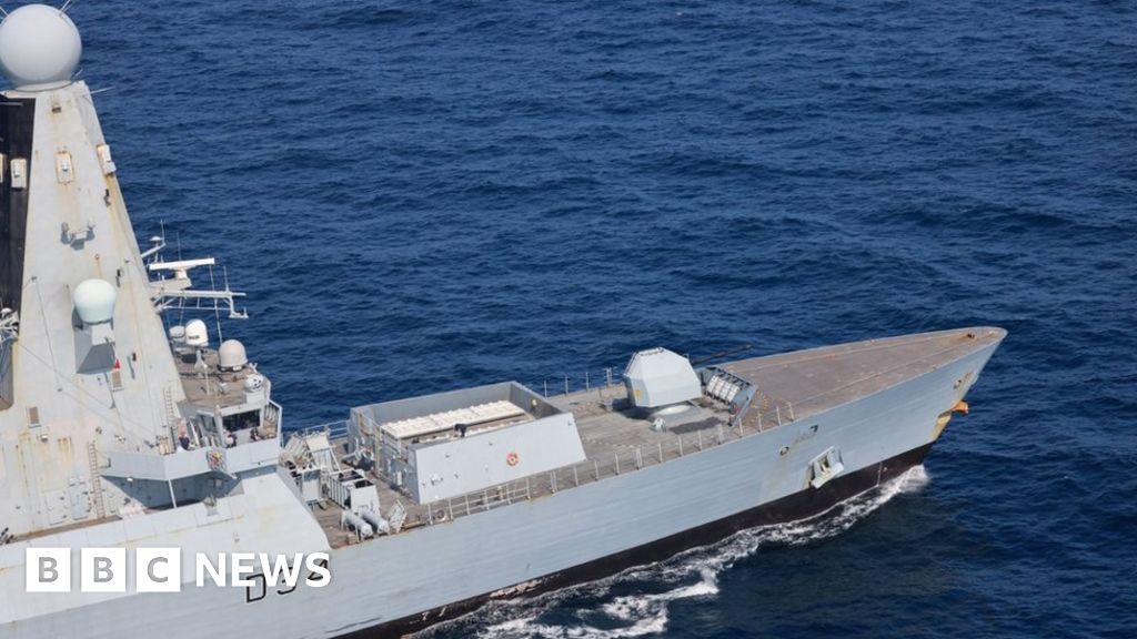 Британец военен кораб свали безпилотен самолет на Хути насочен към