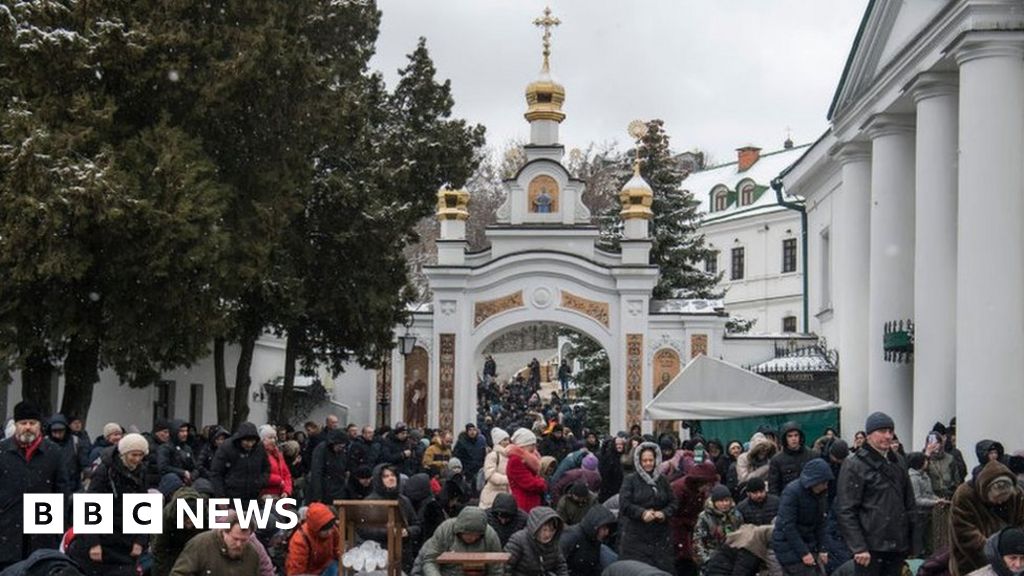Ukraine war: Orthodox clerics say they will not leave Kyiv monastery