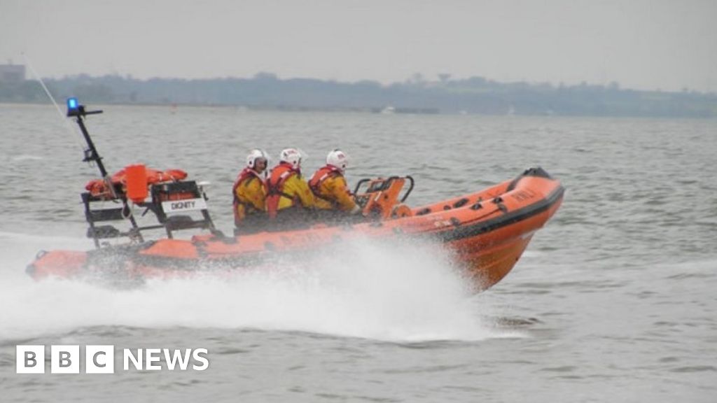 West Mersea windsurfer dies after sea rescue BBC News