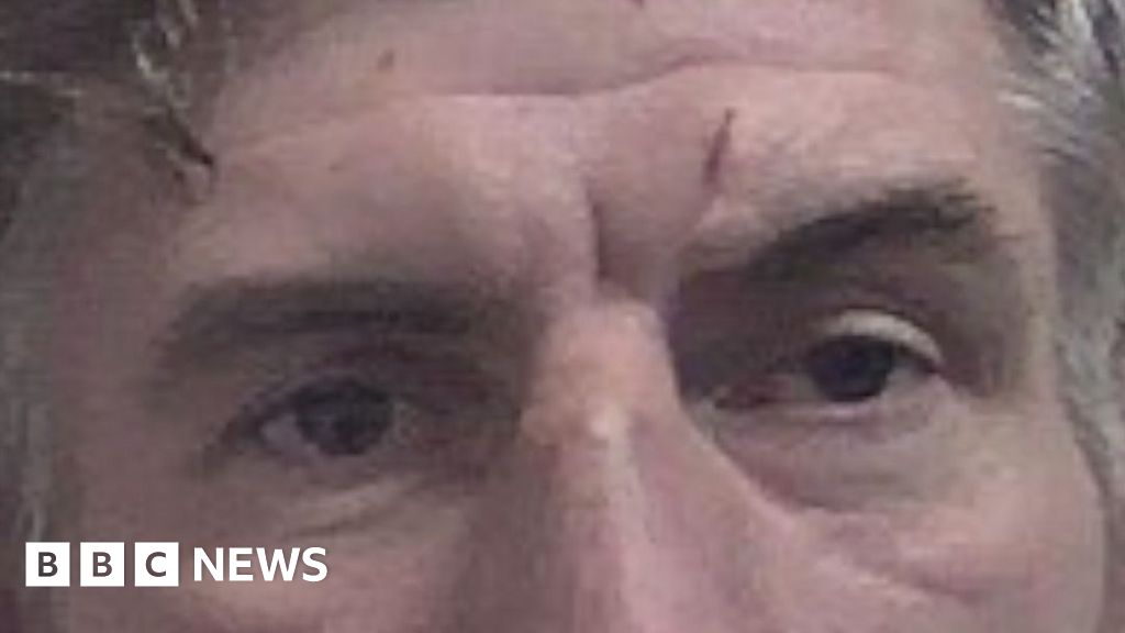 Armed robber who threatened to kill jailed - BBC News
