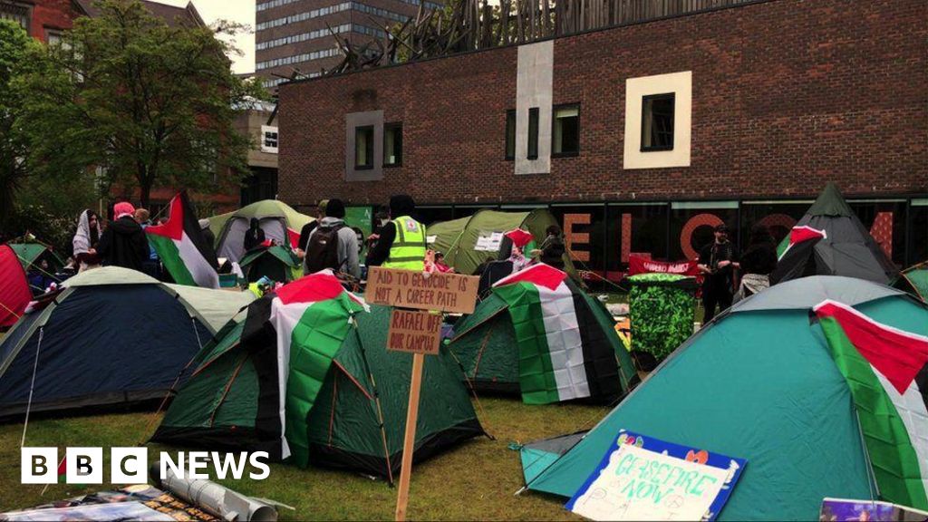 Newcastle University threatens protesters with legal action - BBC News