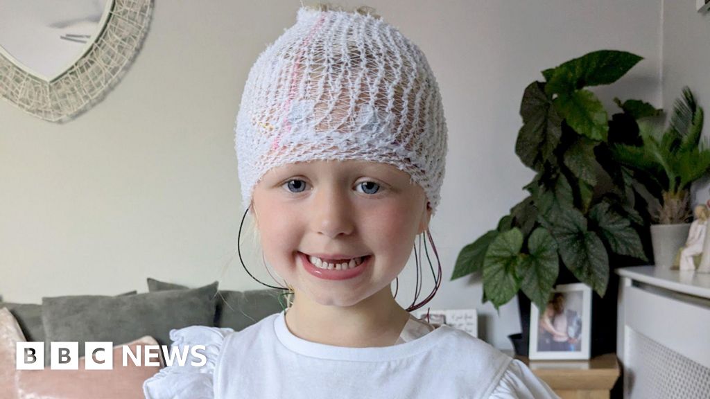 Our daughter battled Meningitis B despite being vaccinated in 'very rare' case