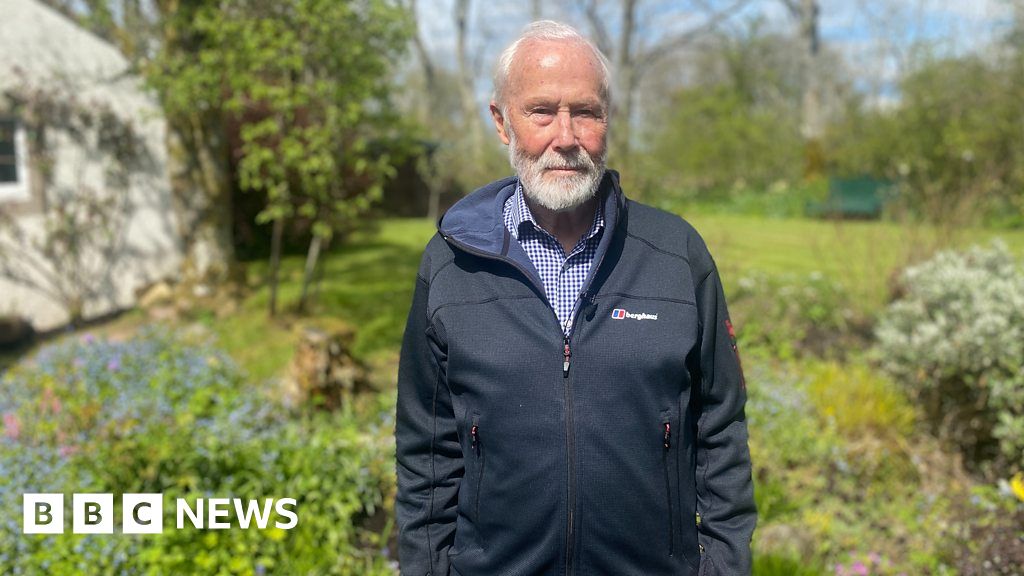 Sir Chris Bonington: Life as a mountaineer - BBC News