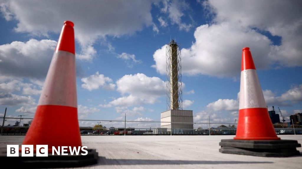 Air traffic control: Airlines warn of flight delays over technical fault