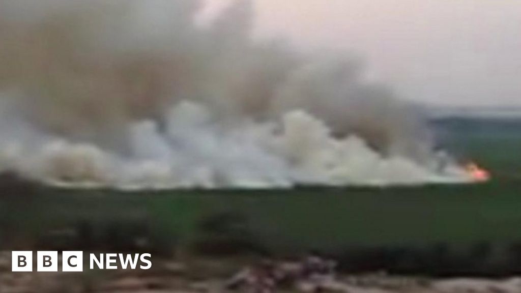 The polluted Indian lake that catches fire BBC News