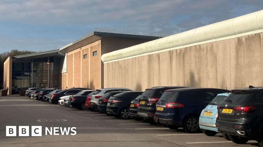 Chiropodist removed HMP Forest Bank inmates’ toe without consent | Manchester News