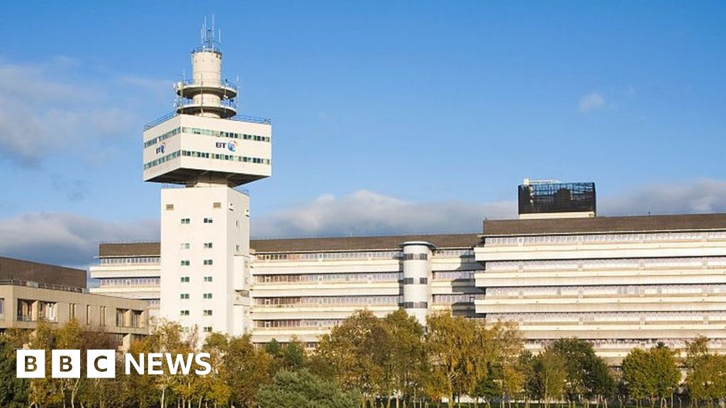 BT's new lab in Suffolk to work on mole-inspired robots - BBC News