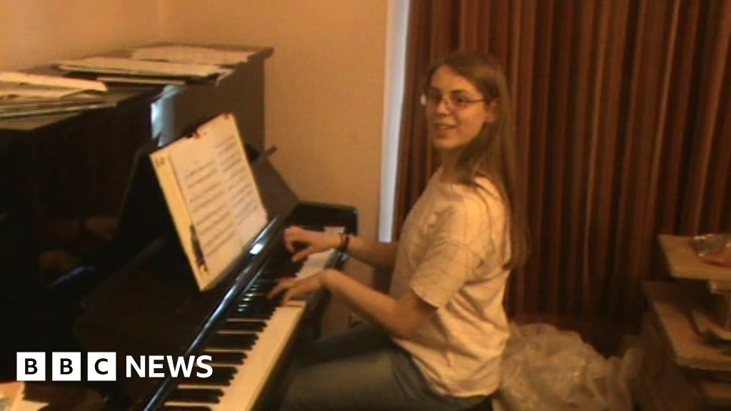 Natasha Abrahart Inquest Uni Stress In Nobodys Interests Bbc News