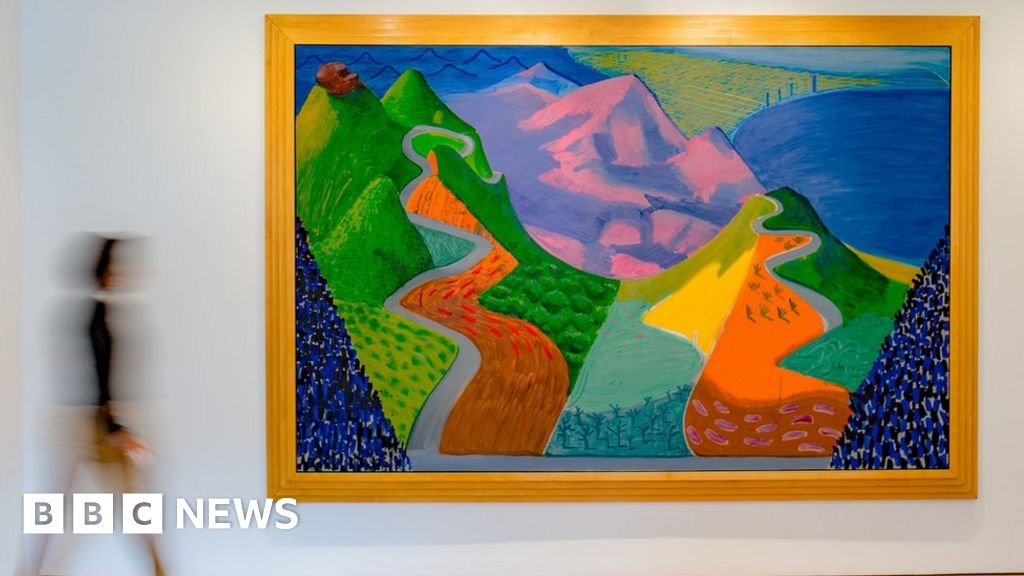 David Hockney painting's $28.5m sale smashes his auction record
