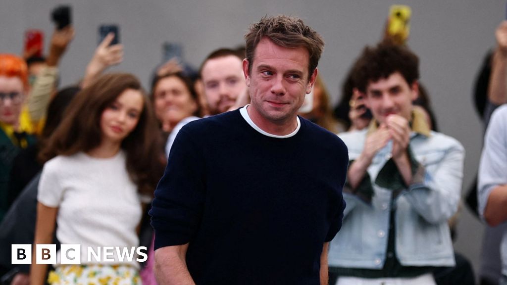 A-listers watch on as Anderson unveils Dior womenswear debut
