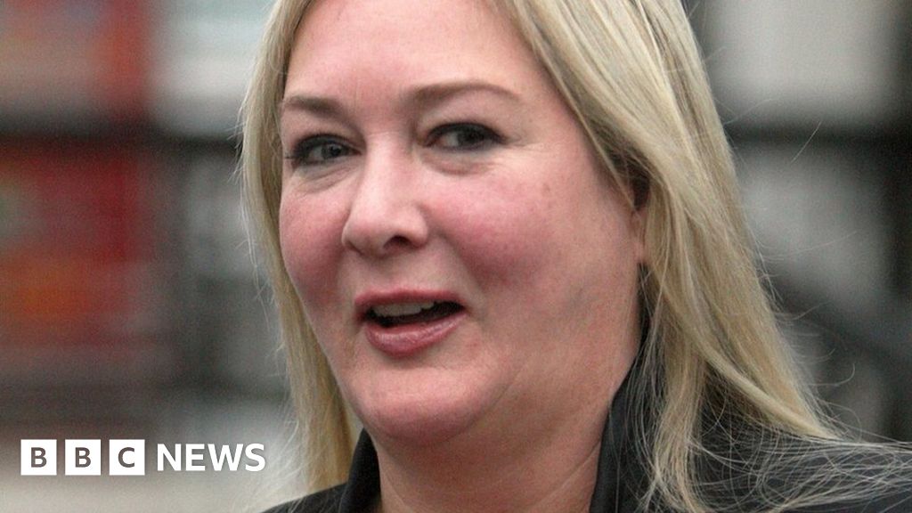 Storage Hunters star guilty of stalking market trader BBC News