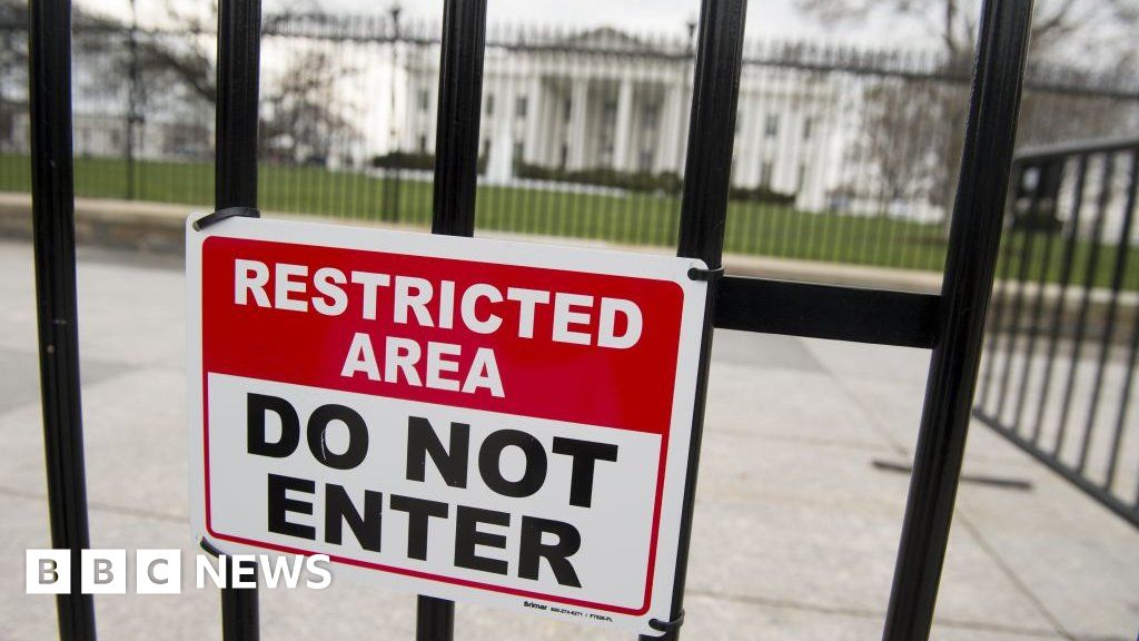 Pavement Outside White House Shut Permanently To Public - BBC News