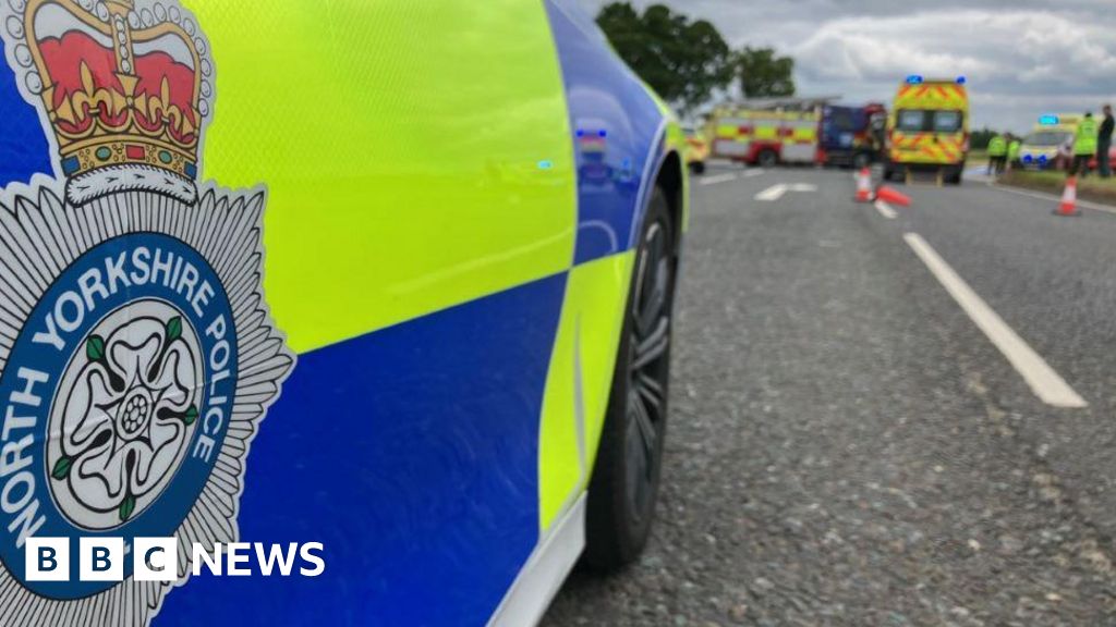 A19: Serious collision closes road between Easingwold and Thirsk - BBC News