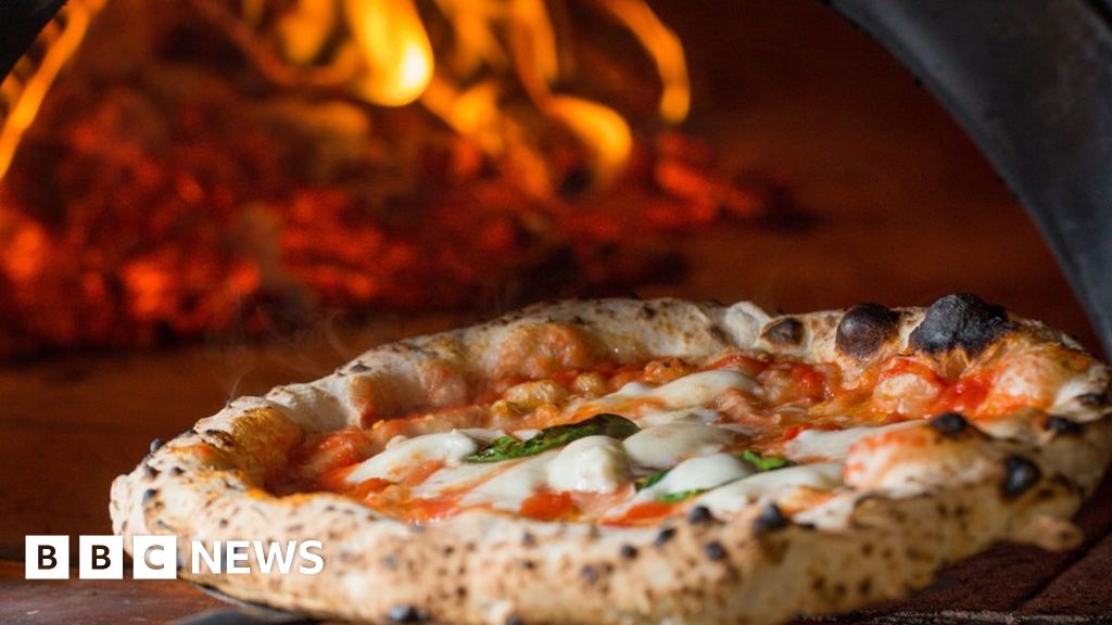 Worker shortage: Prezzo gives staff pay rise and Boxing Day off