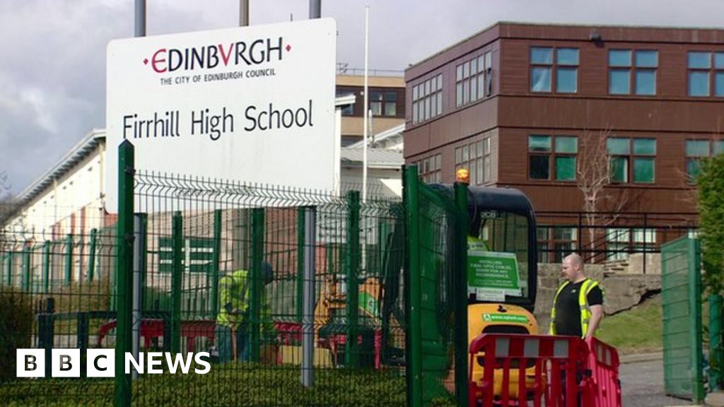 Schools in Edinburgh remain closed over safety concerns