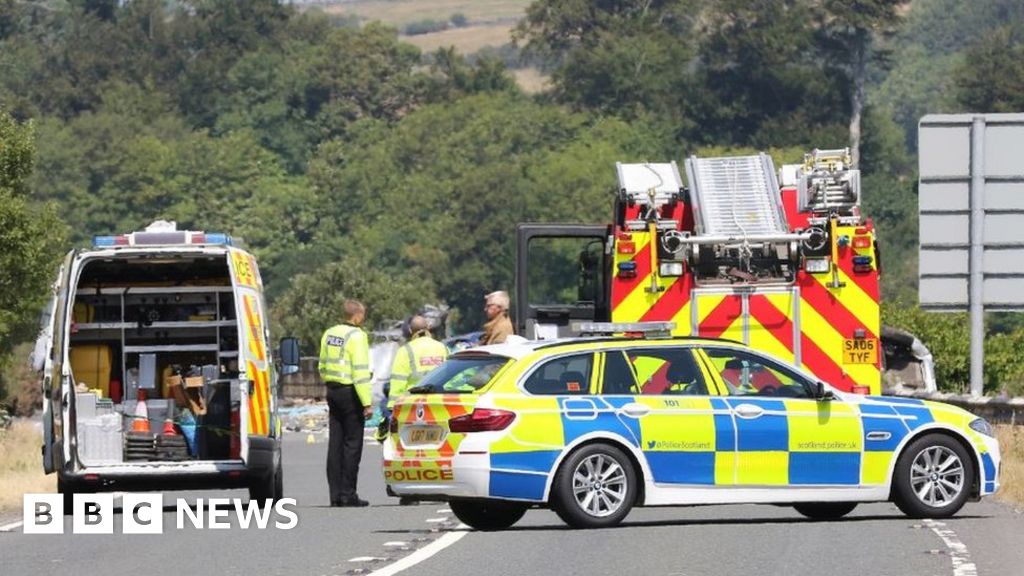 Man dies in threevehicle crash in Dumfries and Galloway BBC News