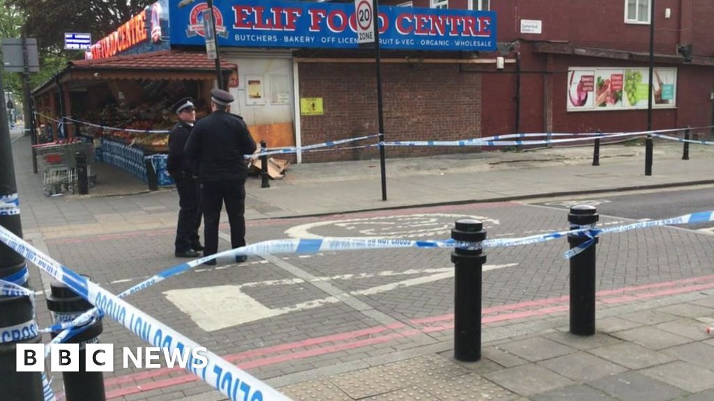 Hackney Stabbing Teenage Boy Killed Bbc News Hackney Stabbing Teenage Boy Killed Bbc News