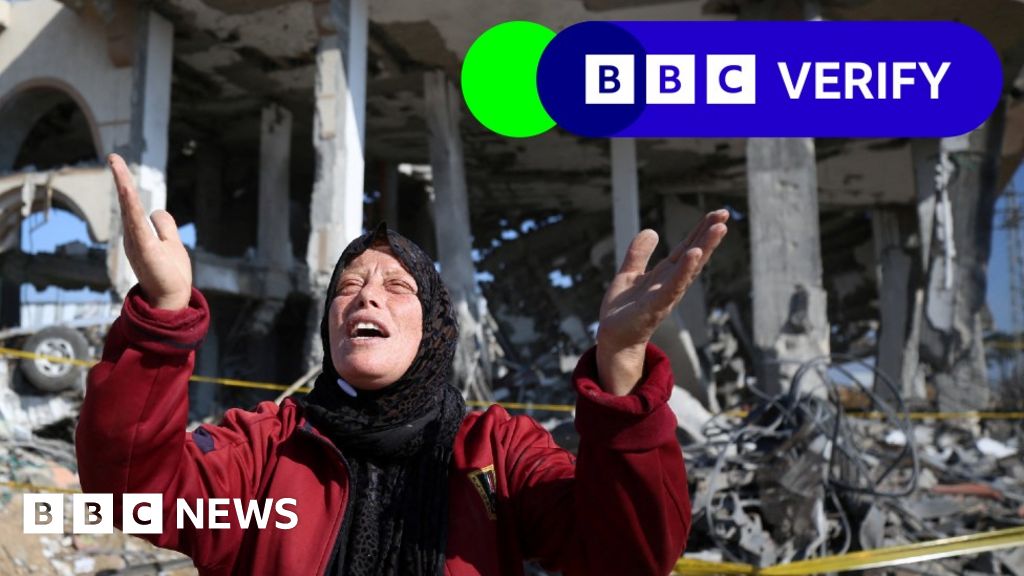 Nová analýza ukazuje, že nejméně polovina budov v Gaze byla poškozena nebo zničena