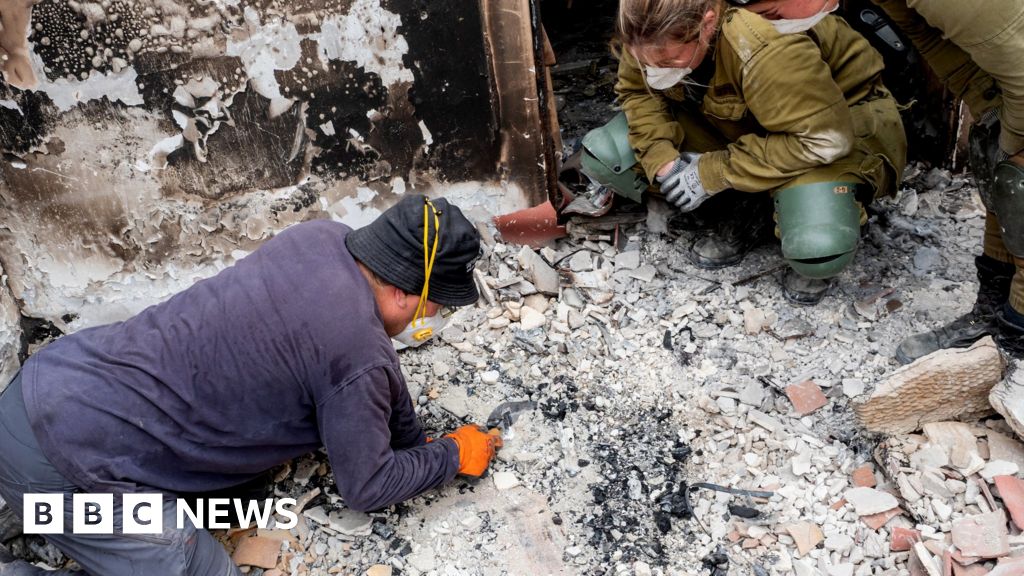 Israeli archaeologists help find remains of Hamas attack victims