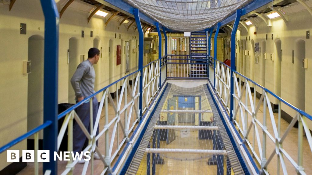 Chris Mason: Questions Over How Prisoner Managed To Escape - BBC News