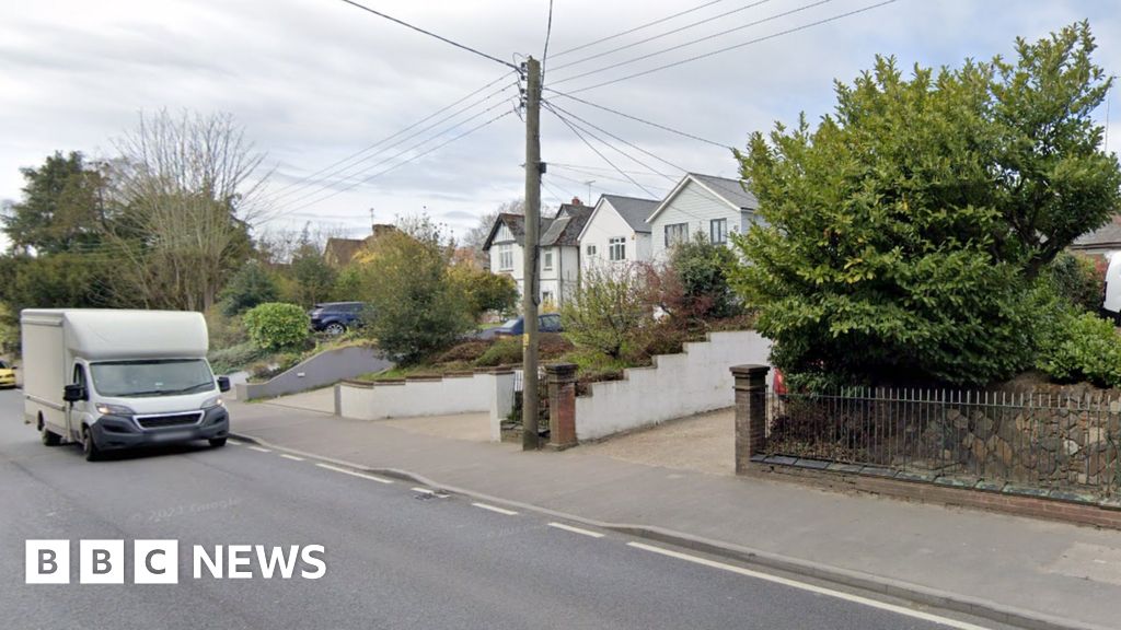 Sevenoaks ambulance collision leaves pedestrian critical BBC News