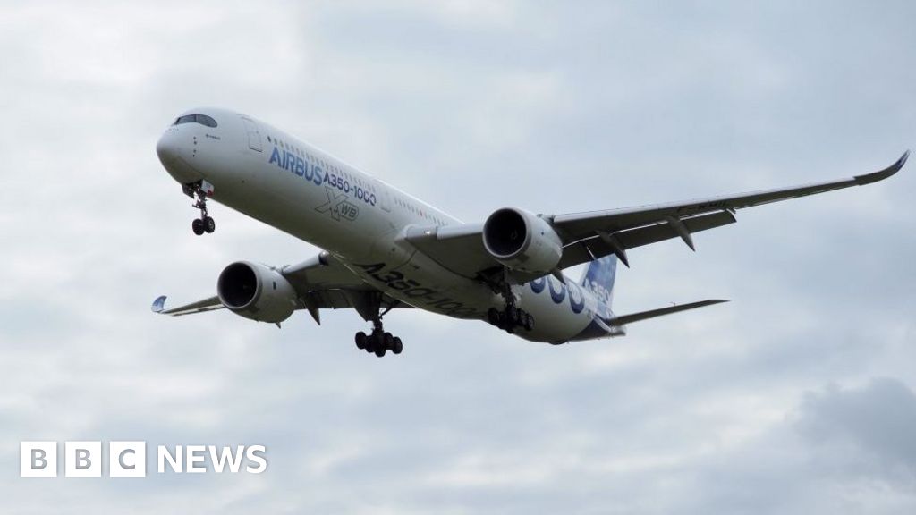 Qantas picks Airbus over Boeing for longest flights Qantas picks Airbus over Boeing for longest flights