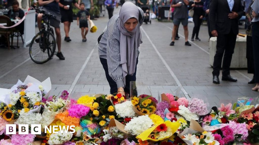 طعن مول بوندي جنكشن: من هم ضحايا هجوم سيدني؟