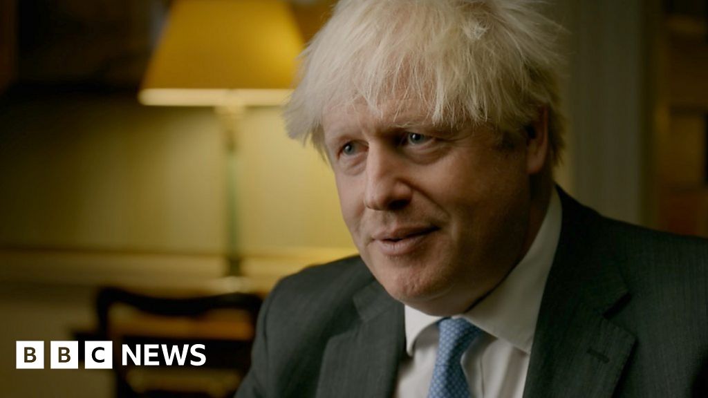 Ukraine: Boris Johnson says Putin made missile threat