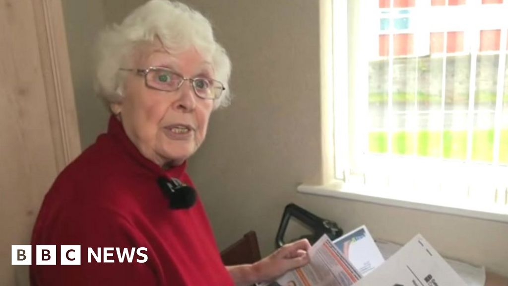 Rent strike Blaydon woman vows to go to court to get home repairs