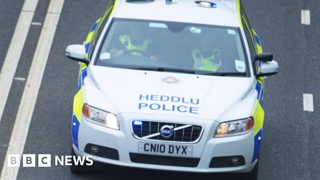 Cwmbran man arrested over Abergavenny A465 crash - BBC News