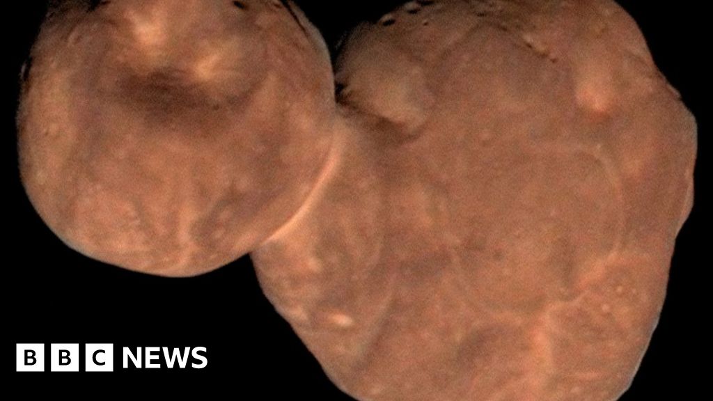 New Horizons spacecraft 'alters theory of planet formation'