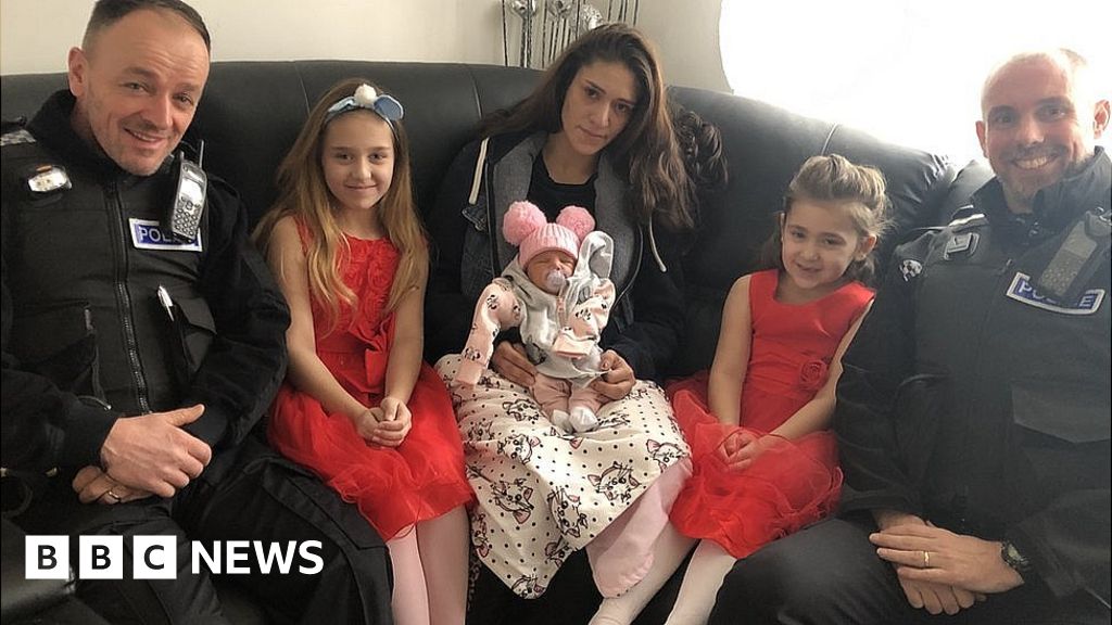 Middlesbrough police officers help deliver baby on lunch break