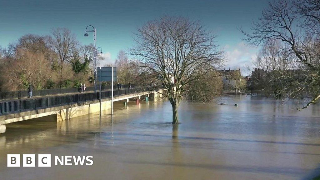 Cambridgeshire Flooding Similar To 1998 Levels Bbc News 6076
