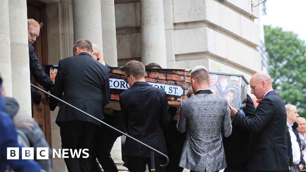 Manchester attack Martyn Hett's funeral takes place BBC News