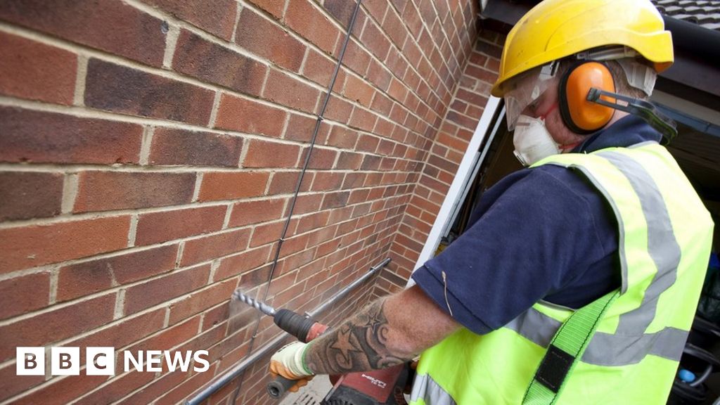 Home insulation scheme must guarantee high-quality work, say campaigners