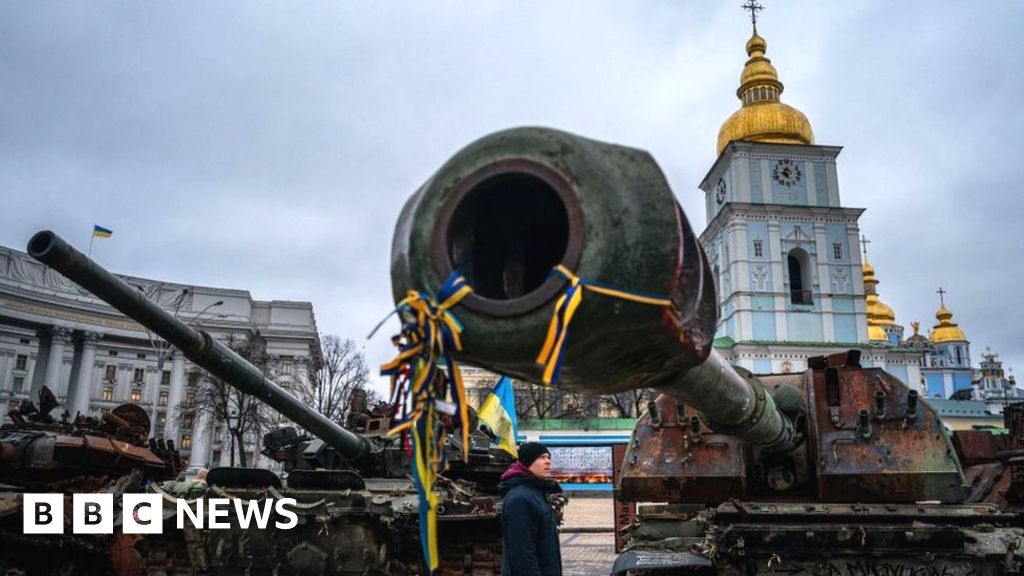 Rishi Sunak: Ukraine’s long-term security must be ensured now – BBC