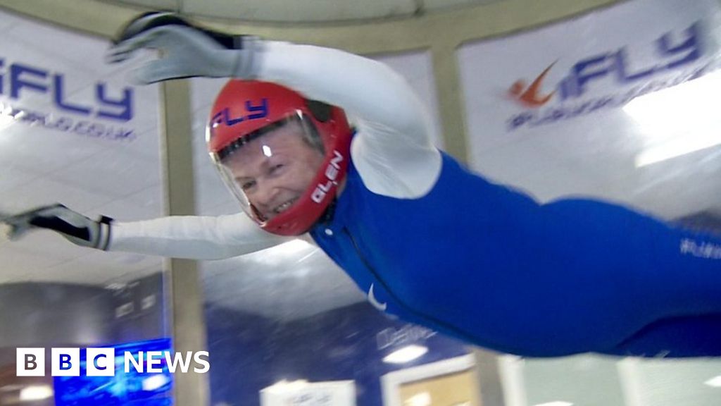 Skydiving 'makes me feel normal', 85-year-old MS patient says