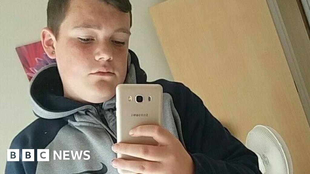 Mayhill Ethan Powells Dad Condemns Swansea Disorder Scumbags Bbc News