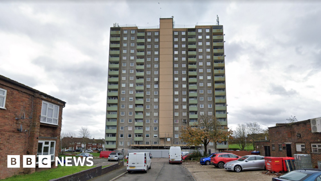 Milton Keynes tower block to be dismantled floor by floor